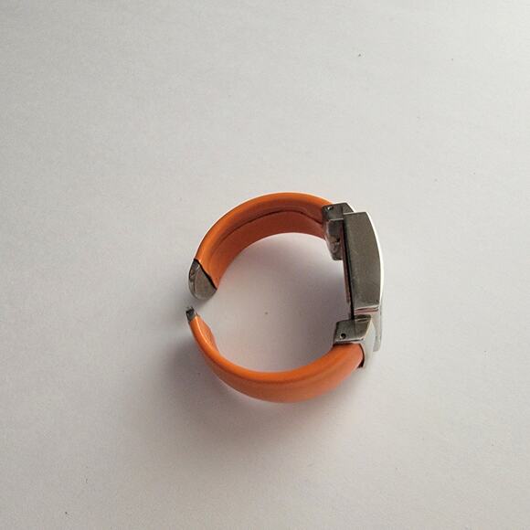 Vintage Watches Retro Orange Cuff Bracelet Watch Bold Chrome Case Unisex Style - Picture 10 of 10